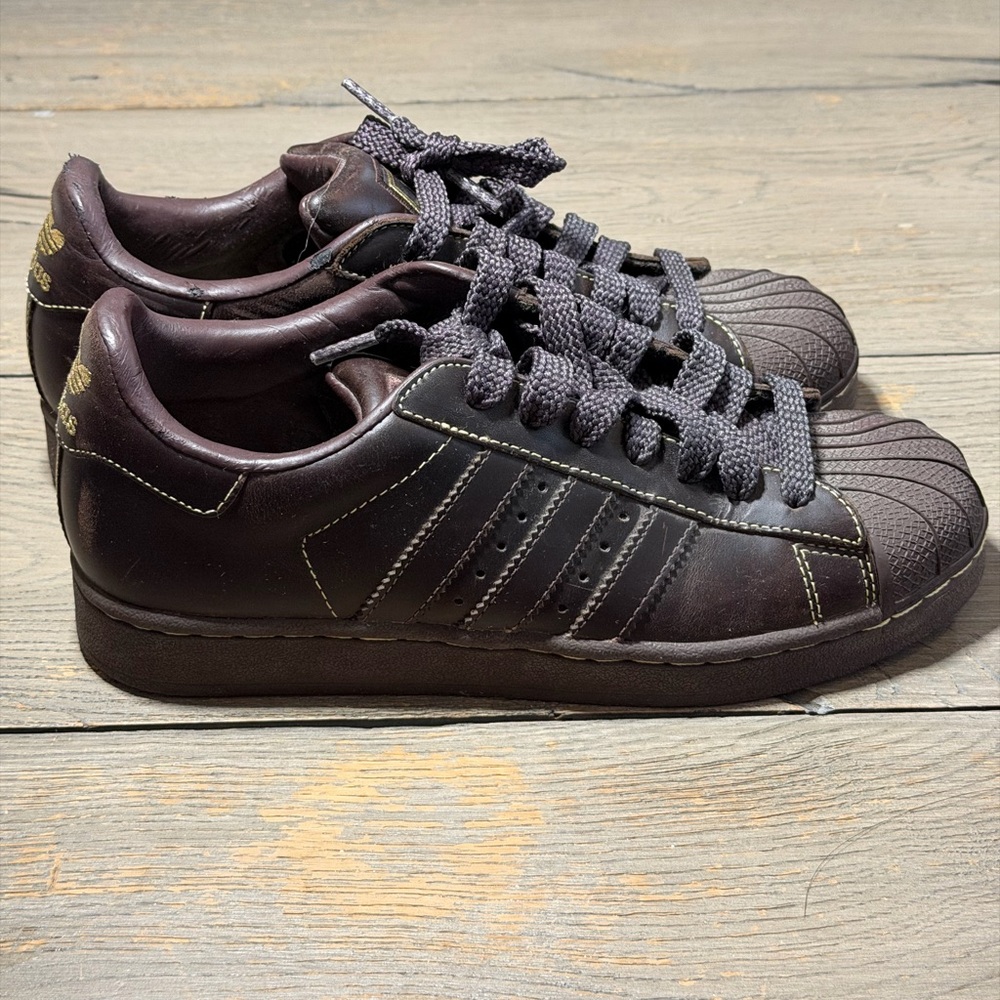 Preowned 2000’s Adidas Men’s Brown leather superstar Sneakers size 6.5